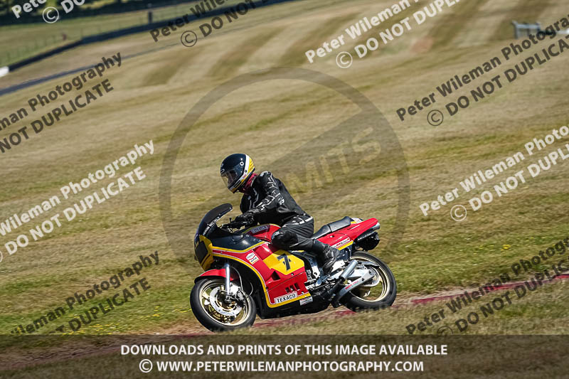 cadwell park;cadwell park photographs;cadwell trackday photographs;enduro digital images;event digital images;eventdigitalimages;peter wileman photography;racing digital images;trackday digital images;trackday photos